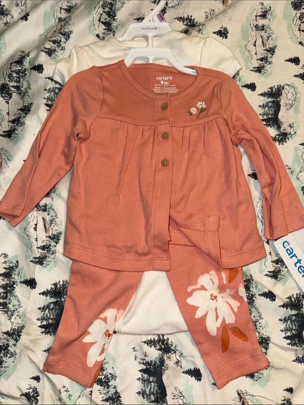 Carter's NEW Floral 3-Piece Baby Outfit 9Month Onesie, pants and top